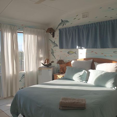 Deep Blue Guest House Amanzimtoti Buitenkant foto