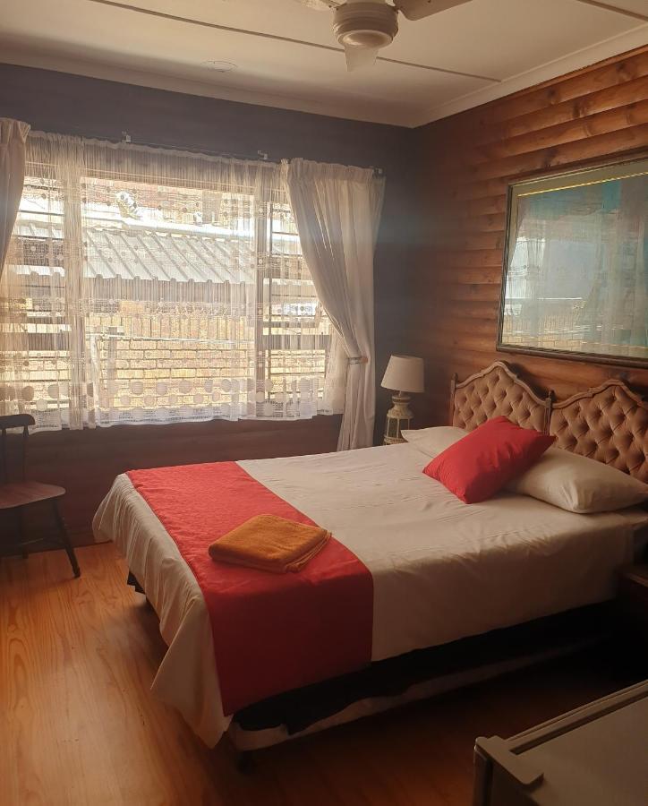 Deep Blue Guest House Amanzimtoti Buitenkant foto
