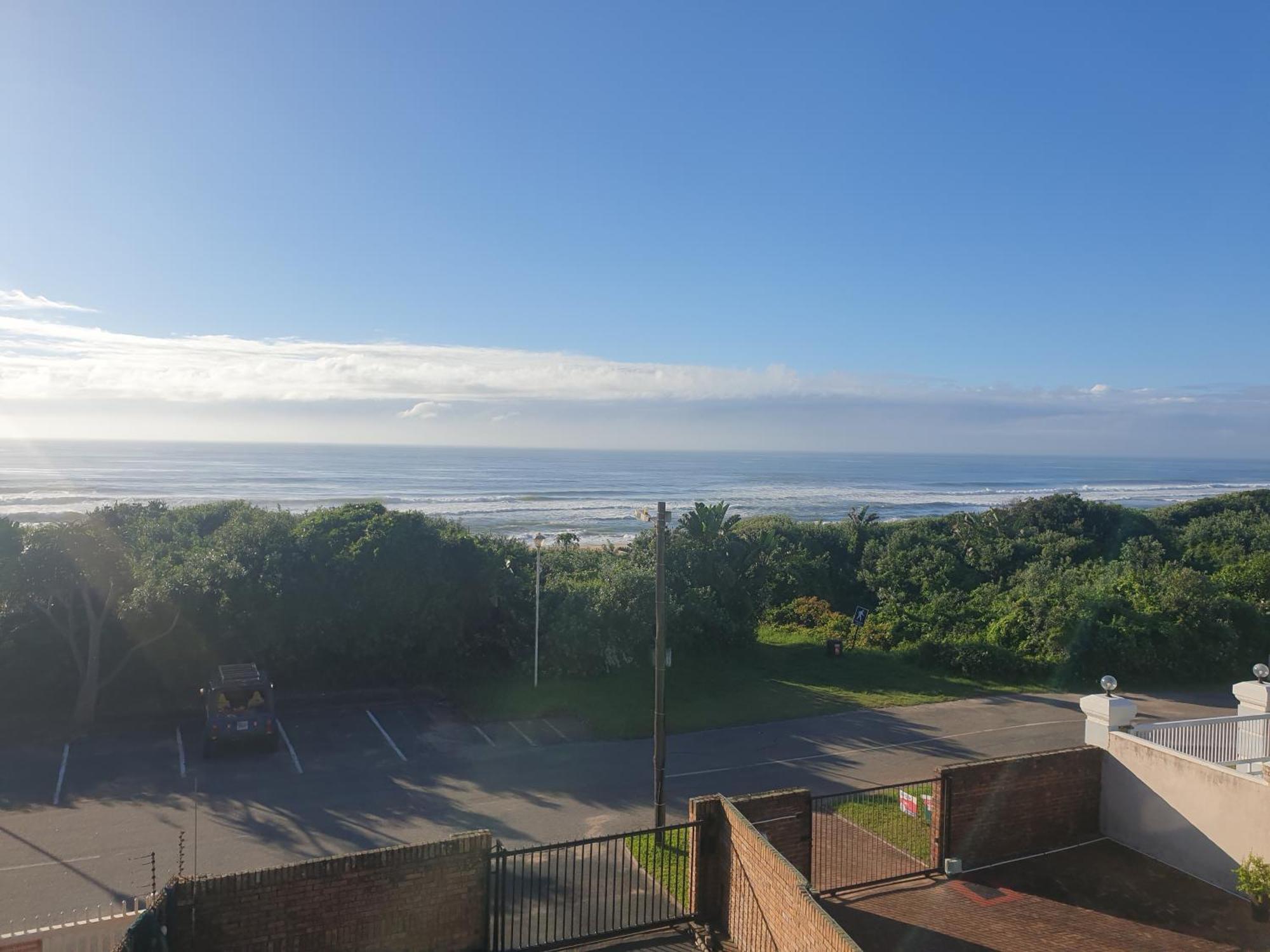 Deep Blue Guest House Amanzimtoti Buitenkant foto